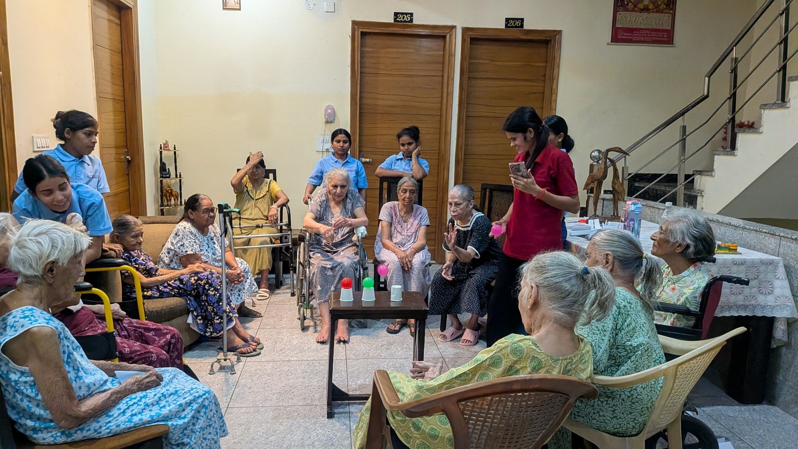 Professional senior personal care assistance at home